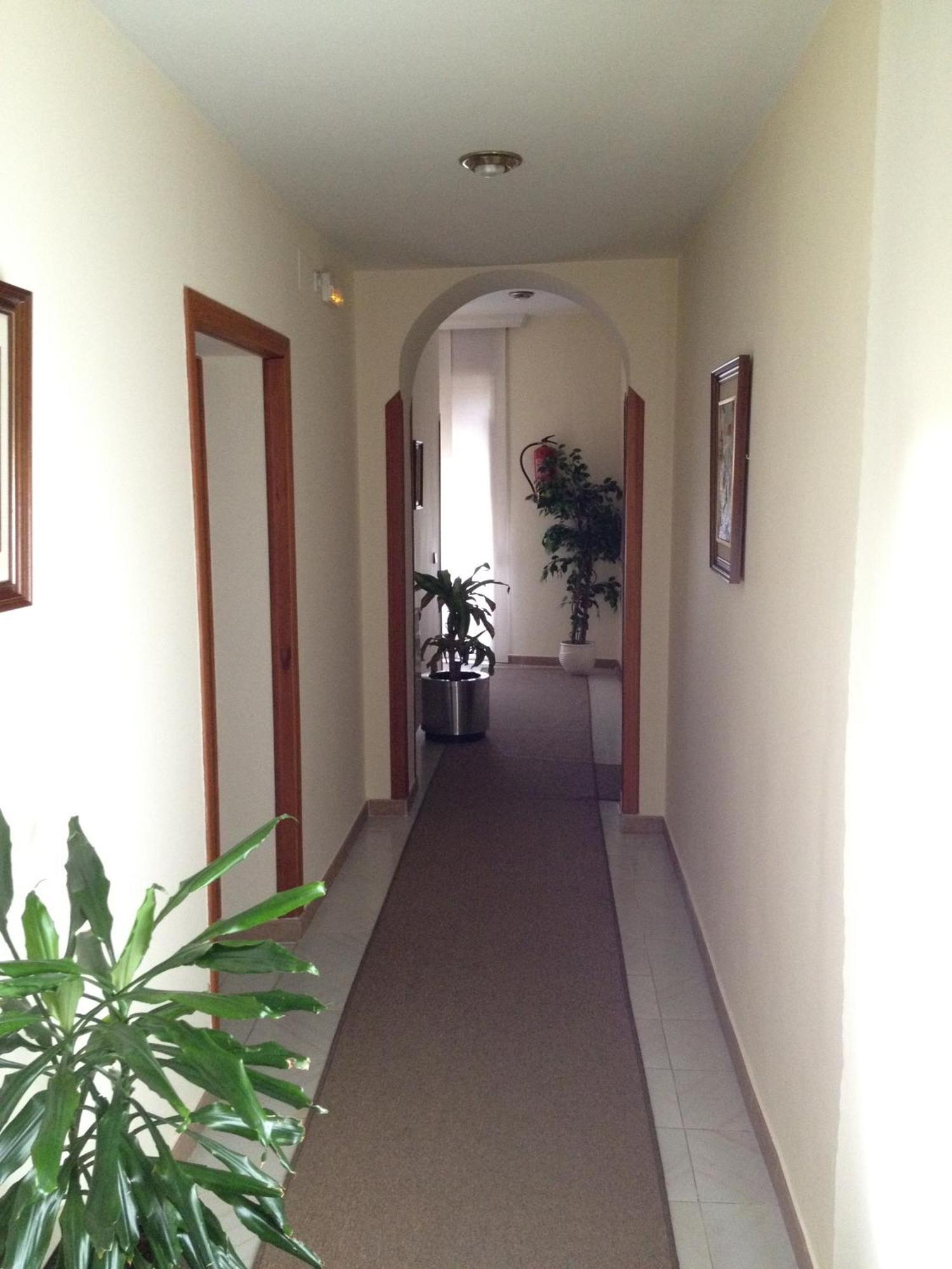 Hostal Cervantes Valdemoro Buitenkant foto