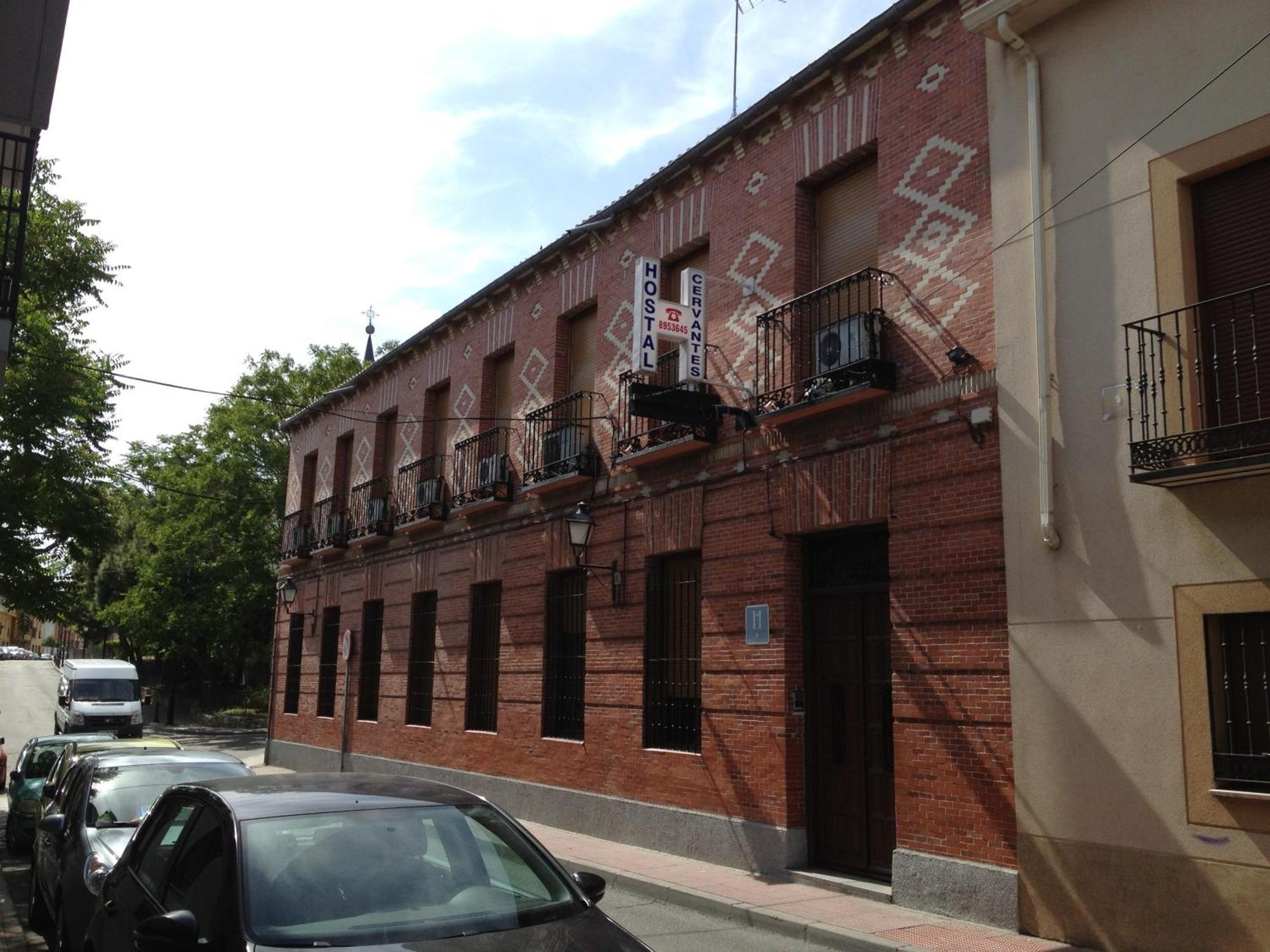 Hostal Cervantes Valdemoro Buitenkant foto