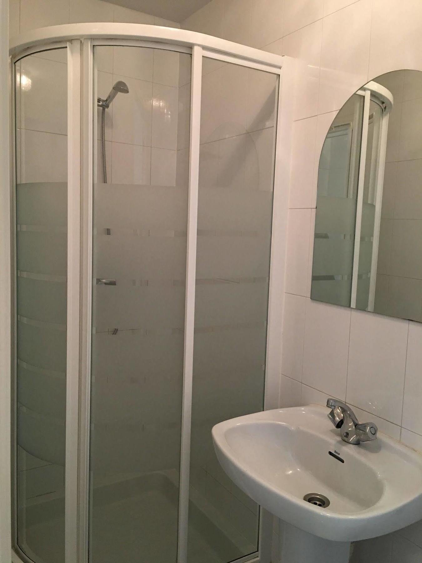 Hostal Cervantes Valdemoro Buitenkant foto